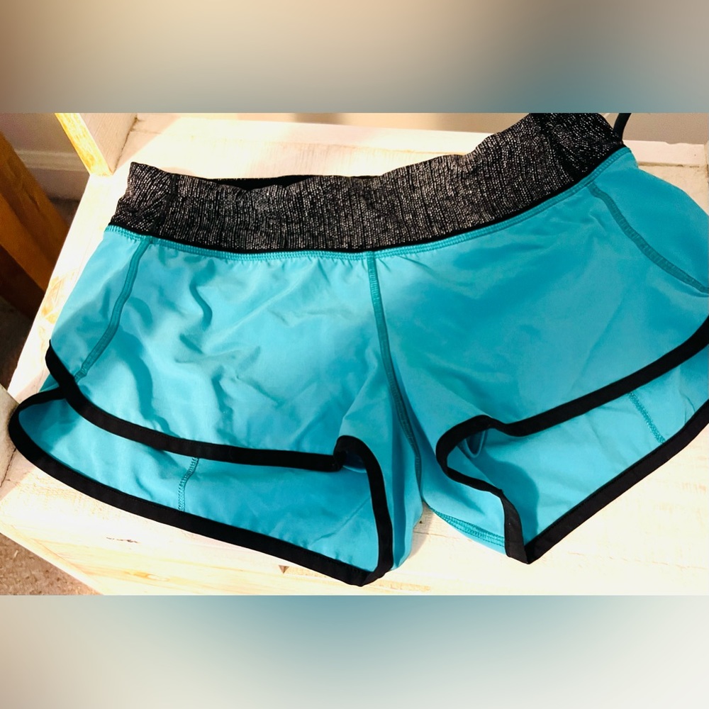 Lululemon Shorts Aqua (size 6)